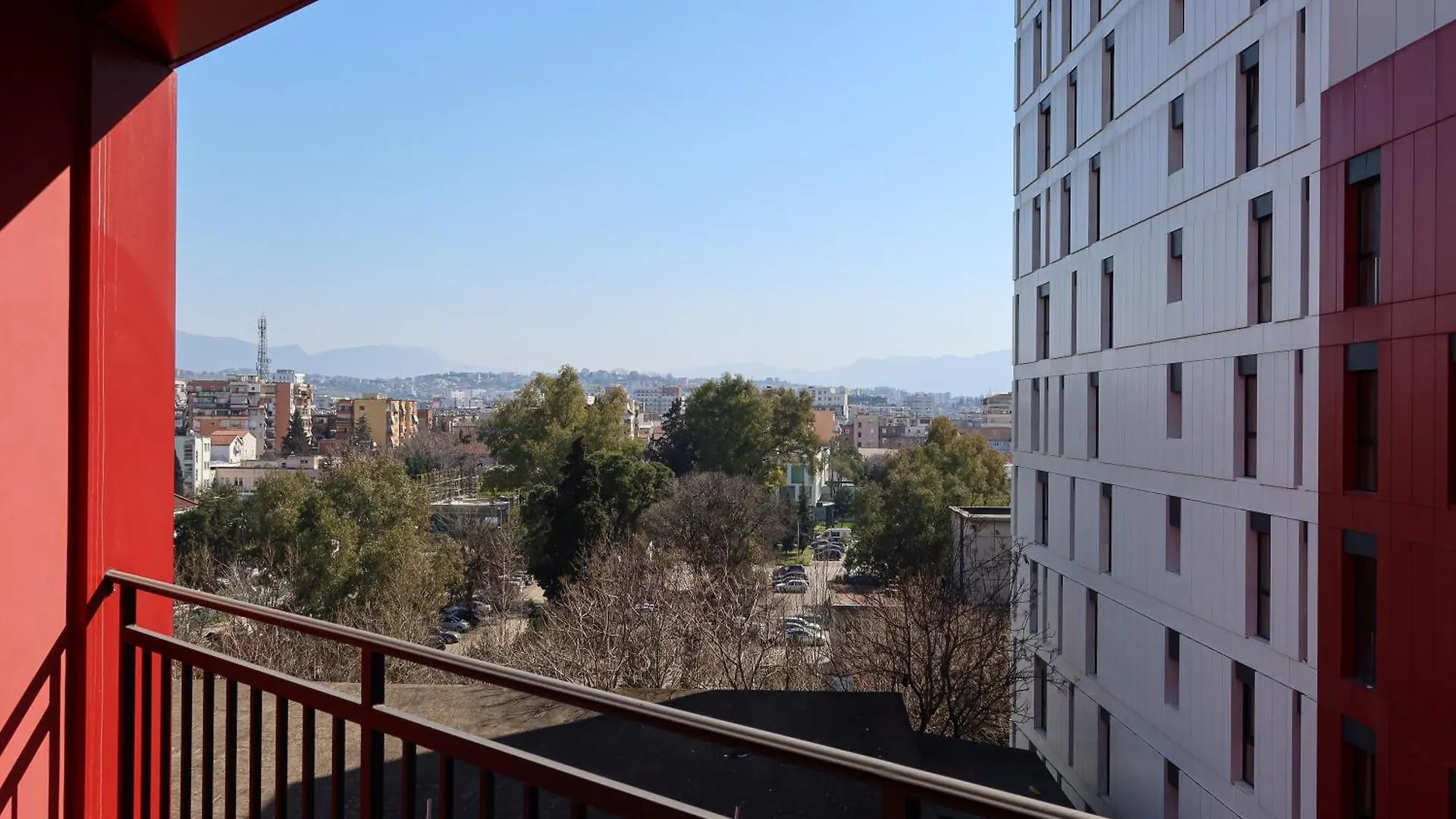 Bluemoon Retreat Hotel Tirana
